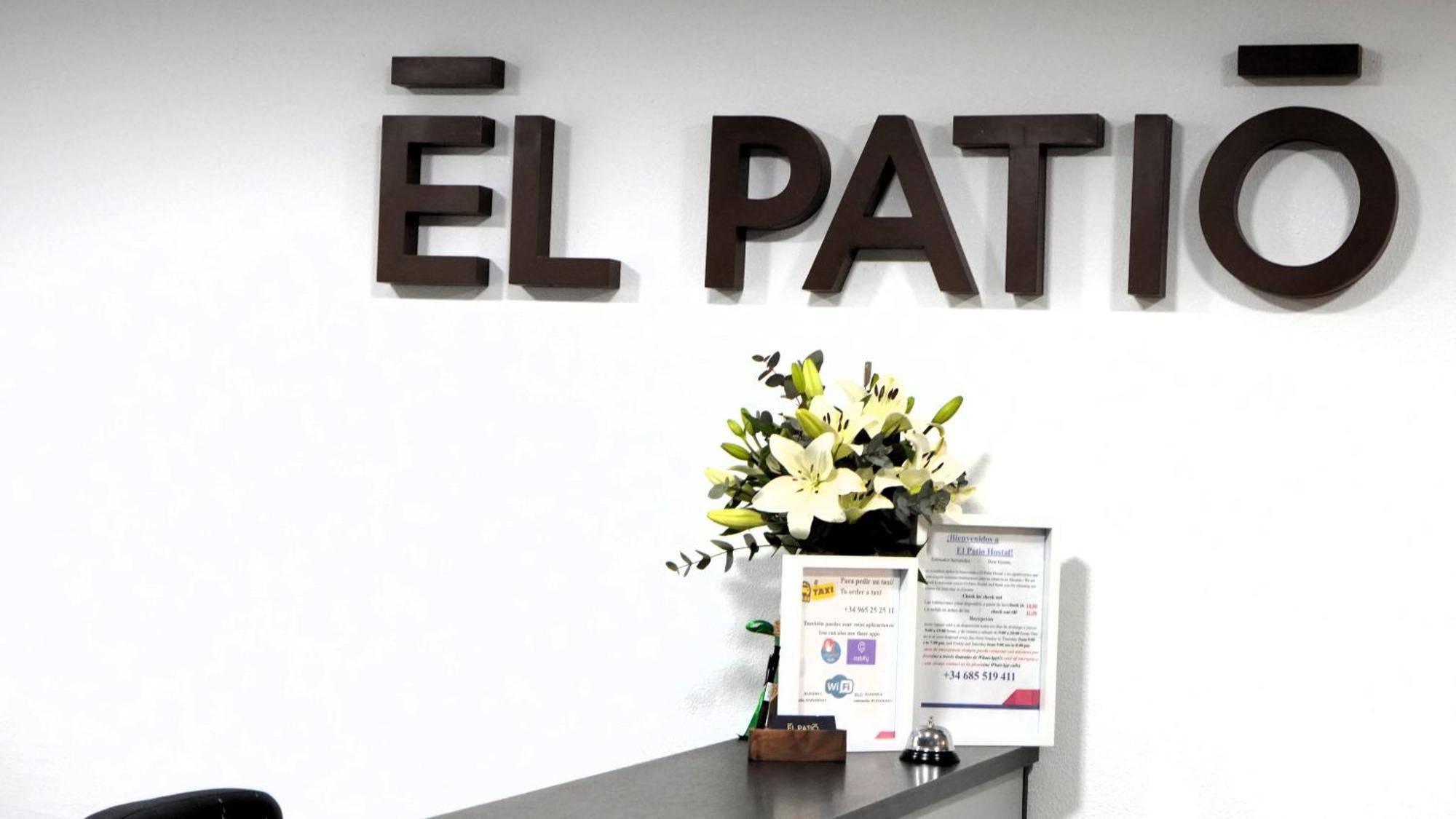 El Patio Hostal Alicante Exteriér fotografie