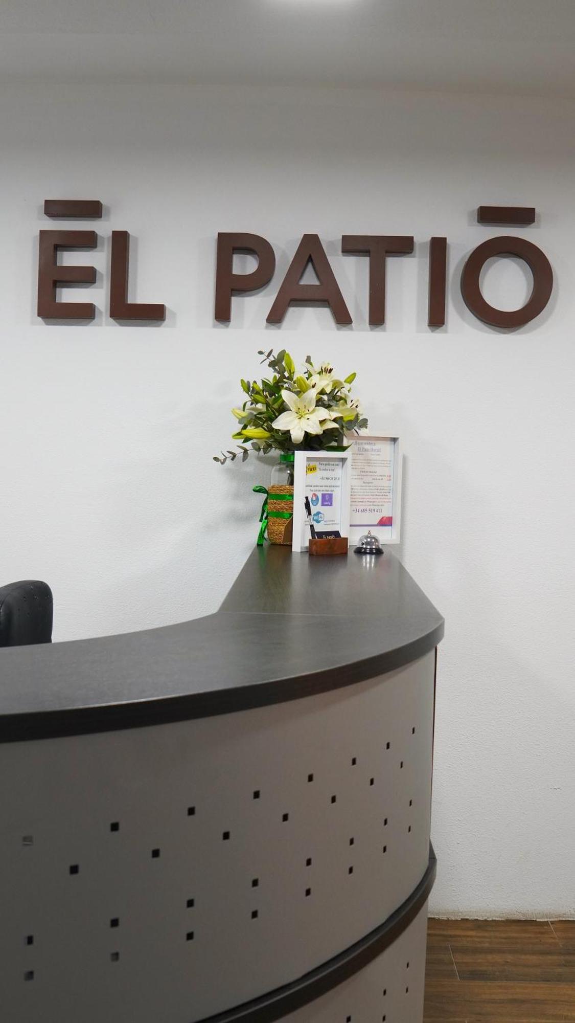 El Patio Hostal Alicante Exteriér fotografie